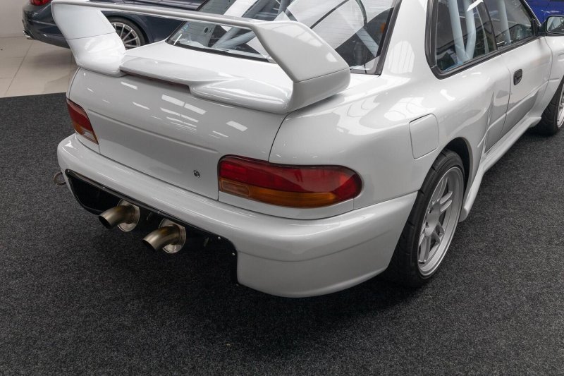 SUBARU IMPREZA