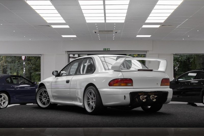 SUBARU IMPREZA